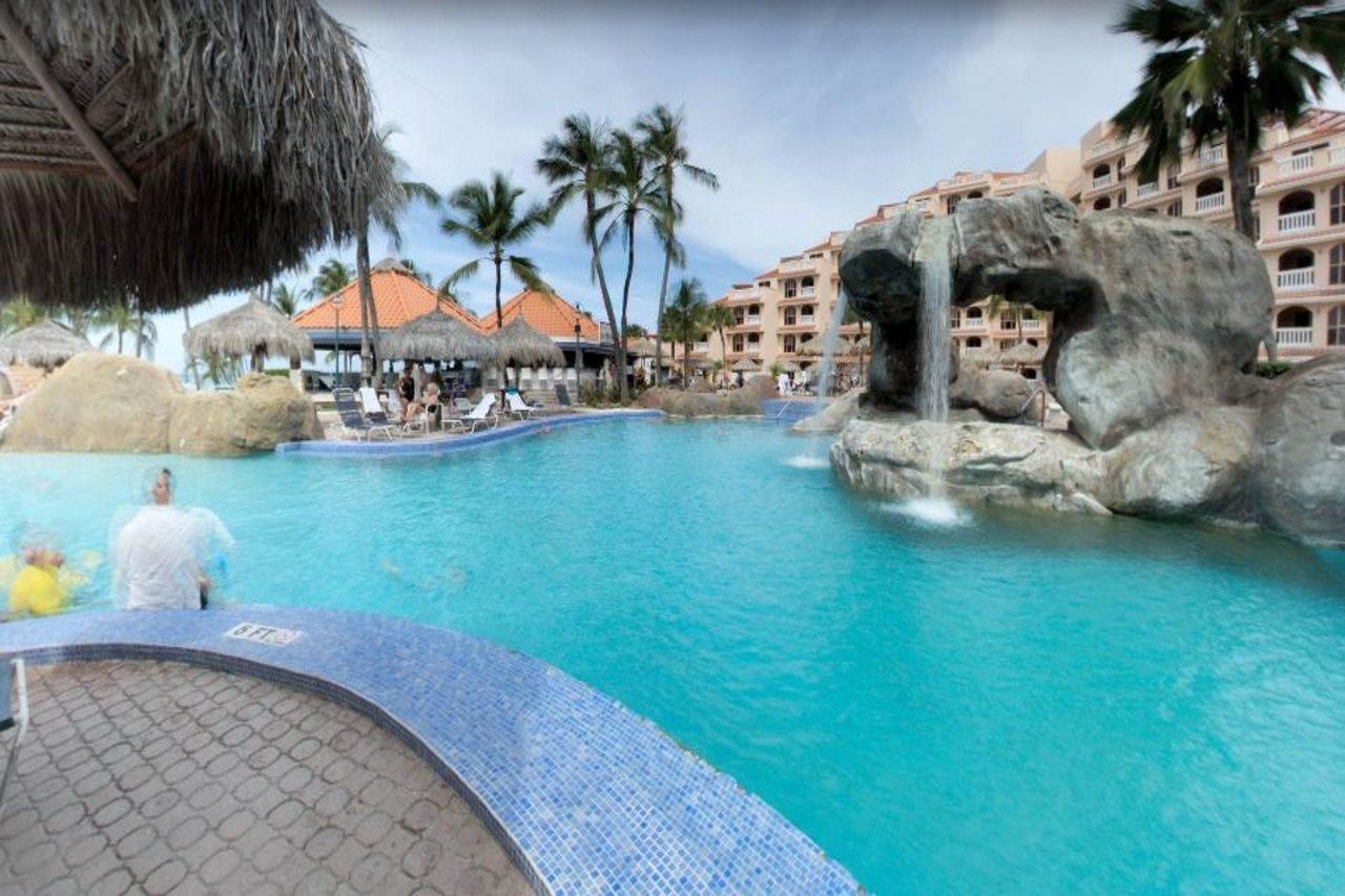 Playa Linda Beach Resort Palm Beach Exterior foto