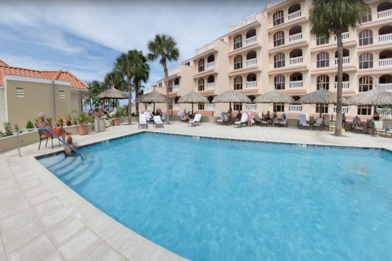 Playa Linda Beach Resort Palm Beach Exterior foto