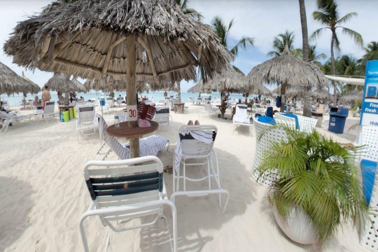 Playa Linda Beach Resort Palm Beach Exterior foto