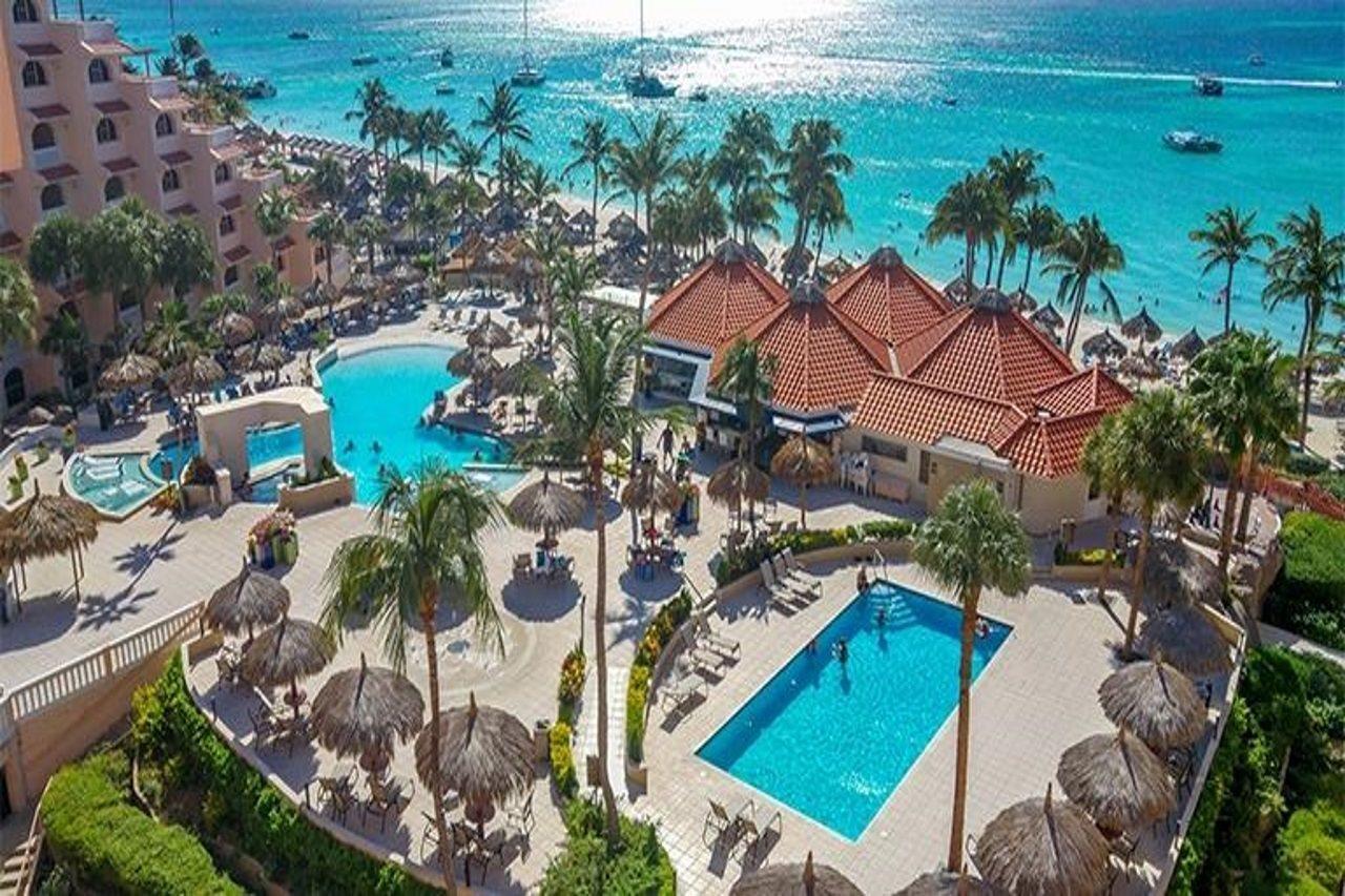 Playa Linda Beach Resort Palm Beach Exterior foto