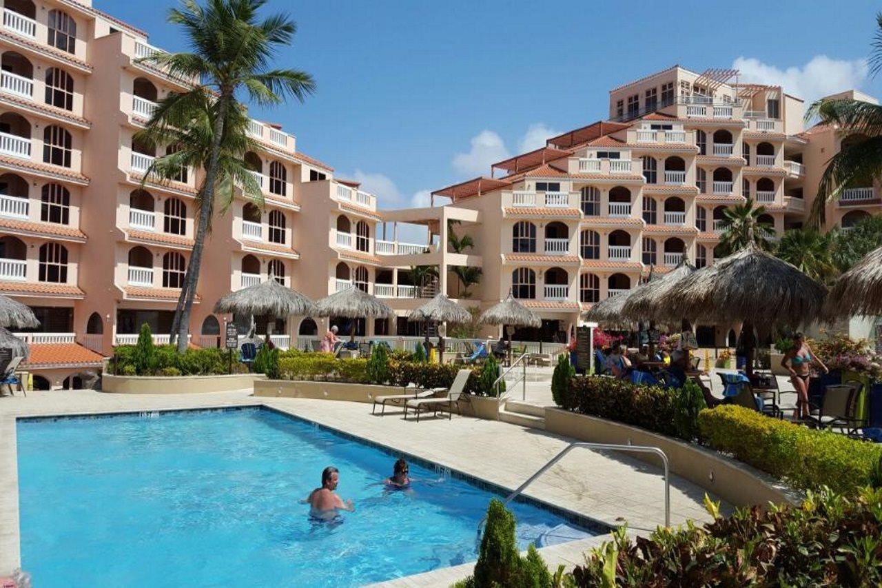 Playa Linda Beach Resort Palm Beach Exterior foto
