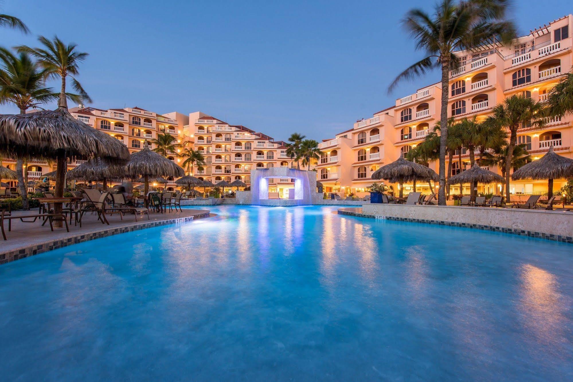 Playa Linda Beach Resort Palm Beach Exterior foto